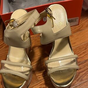 Ivanka Trump Gold and Cream Heels